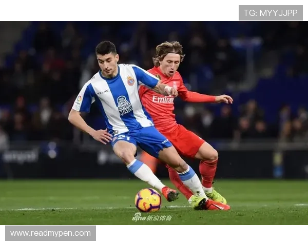 德甲豪门转会动态:夏季引援提升战力的趋势分析